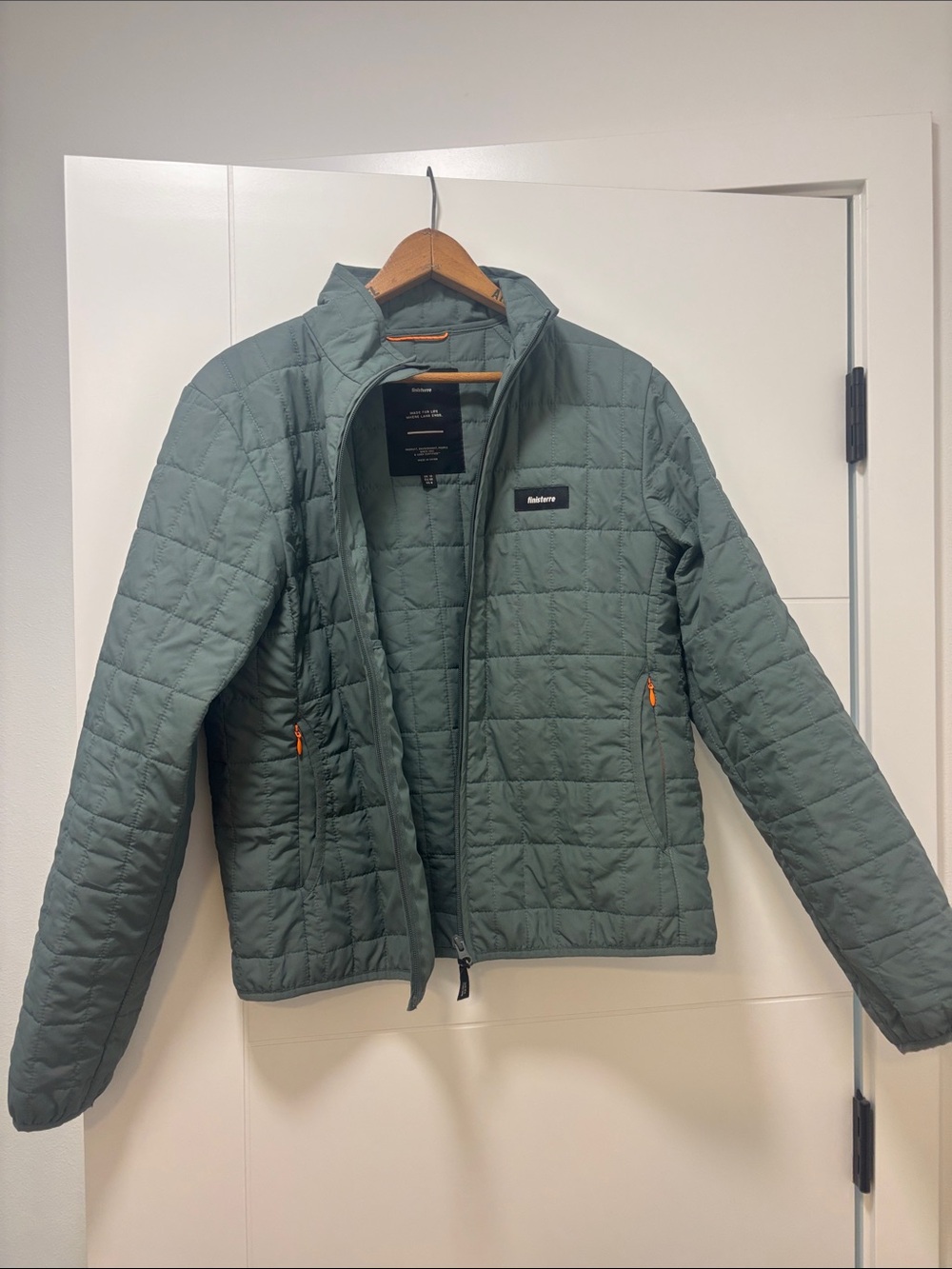 Finisterre Women’s Insulated Quilted Jacket — Sage Green